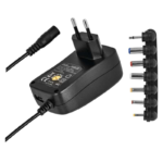 110221466_1703150021_E01-N3112.png Emos Univerzális töltőadapter 1500mA, USB-vel és csereélhető fejjel