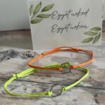 product_image_1723896238.jpg Hatszög - narancs-zöld karkötő szett laminált kártyával