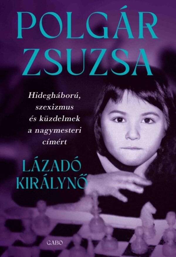 121965278_9789635668946.jpg Lázadó királynő