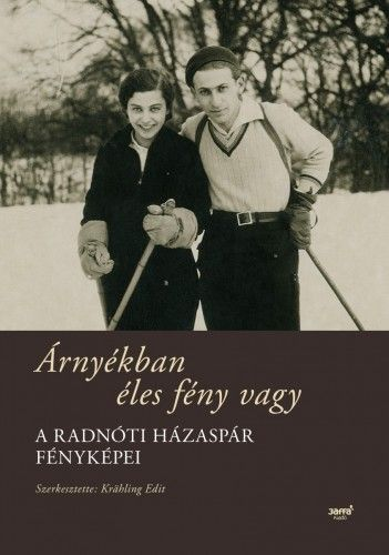 87218145_Arnyekban_eles_feny_vagy.png Árnyékban éles fény vagy